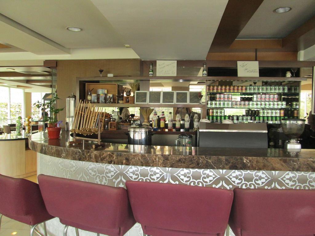 Anggrek Shopping Hotel 2*