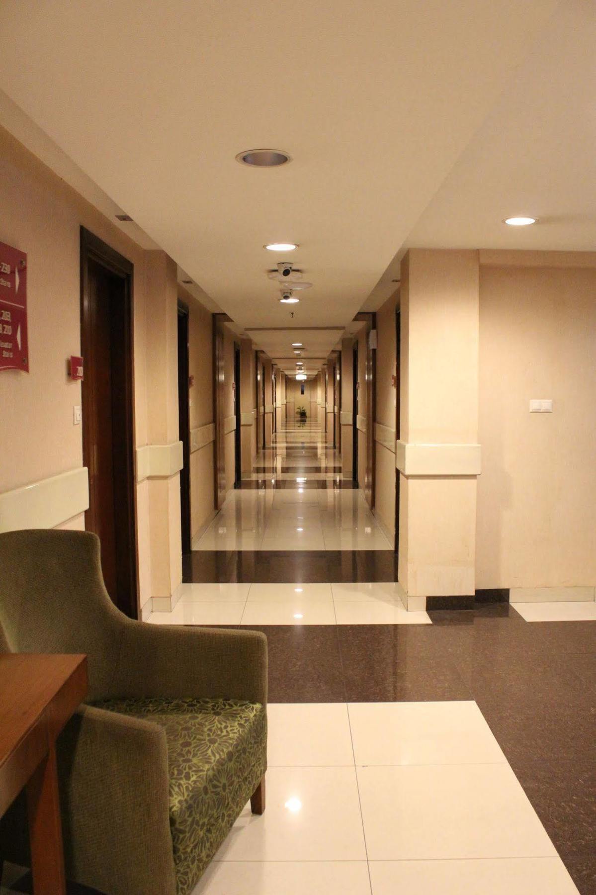 Hotel Anggrek Shopping