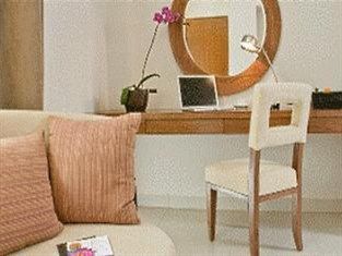 Hotel Anggrek Shopping 2*
